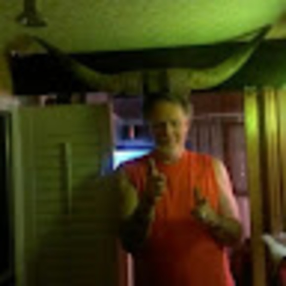 Meet your Posher, David - Picture 1 of 1